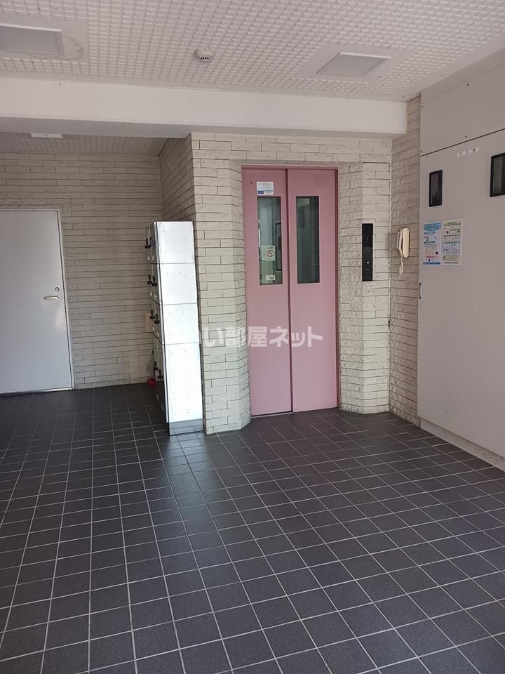 ロビー