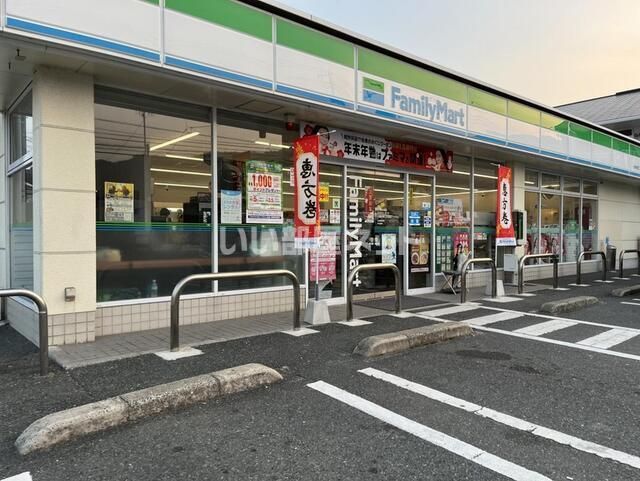 近くに施設あり