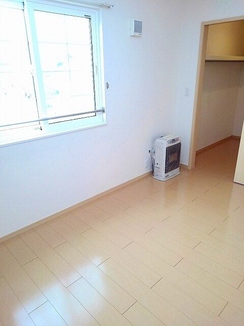 ベッドルーム