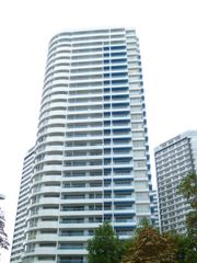M．M．TOWERS the Eastの外観画像