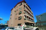 イーストウインド本町の外観