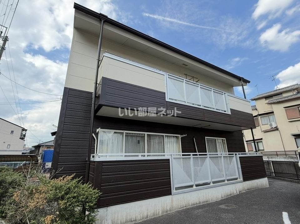 コーポ金草原の外観画像