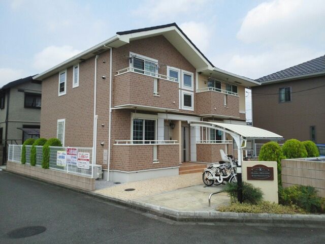 テラス・リバーサイドの外観画像