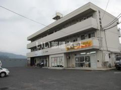 コーポ鶴場の外観画像