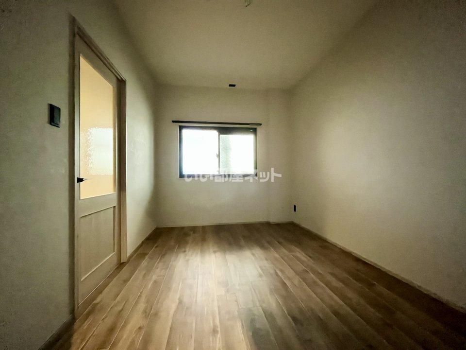 ベッドルーム