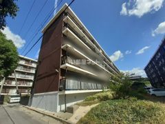 高津橋農住団地D棟の外観画像