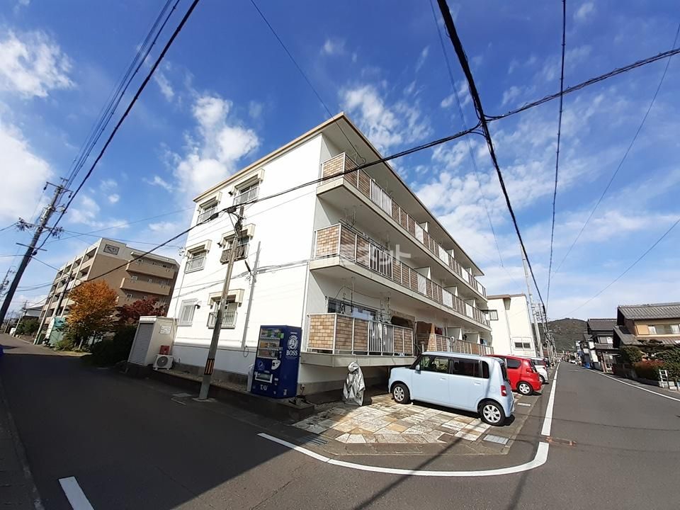 ガーデン山内3の外観画像