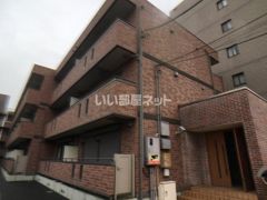 バリアント橋本の外観画像
