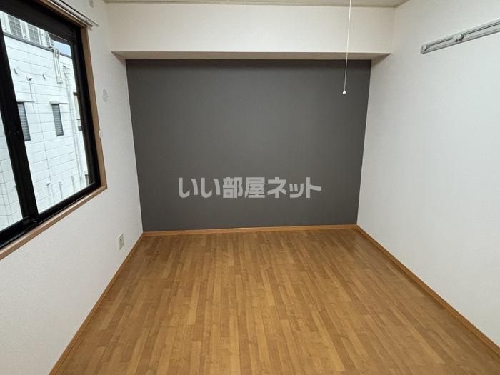 ベッドルーム