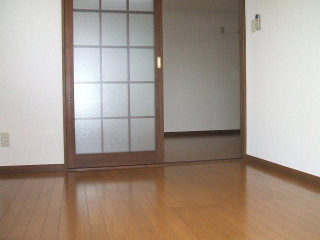 ベッドルーム
