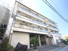 パインハウスの外観画像