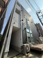 poblenouの外観画像
