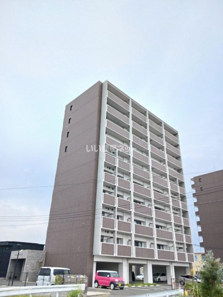 健軍町駅より徒歩79分 築2年9ヶ月 10階建の賃貸物件