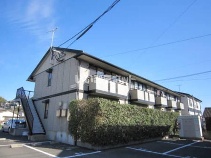 エクレール西三城 A棟の外観画像