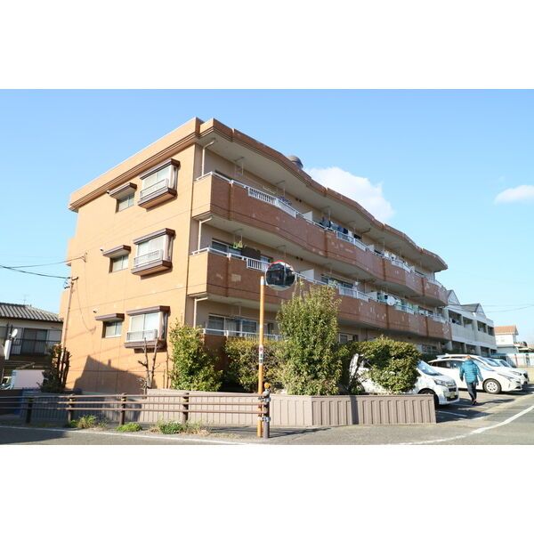 クイーンハイツ東山の外観画像