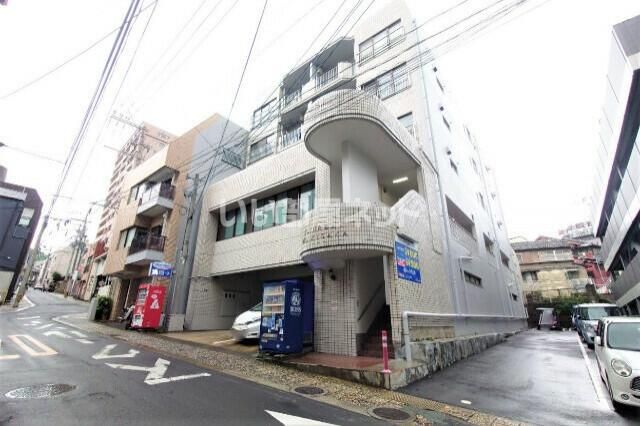 ファルバンワキサカの外観画像