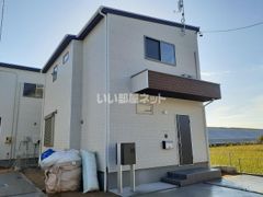 Land court 小泉 A棟の外観画像