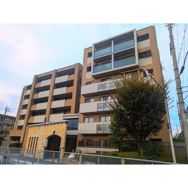 フィオレッタ枚方の外観画像