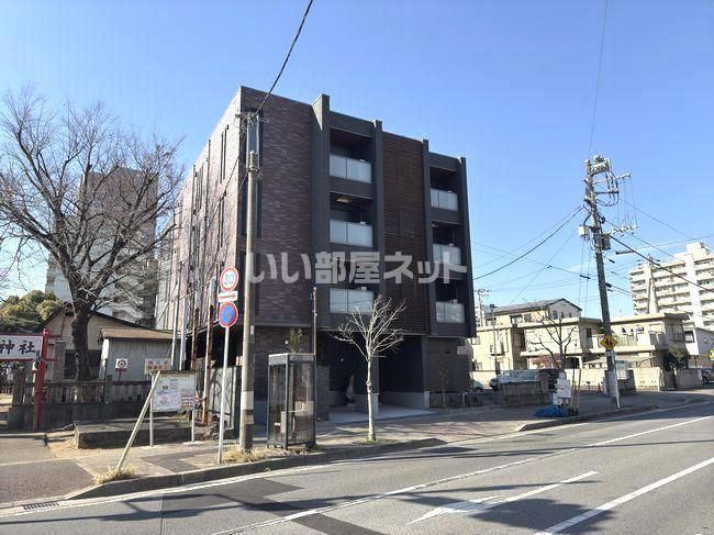 千葉中央駅より徒歩9分 築1年2ヶ月 4階建の賃貸物件