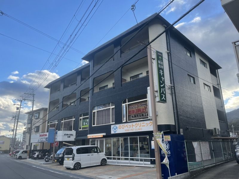 生駒レックスマンションの外観画像