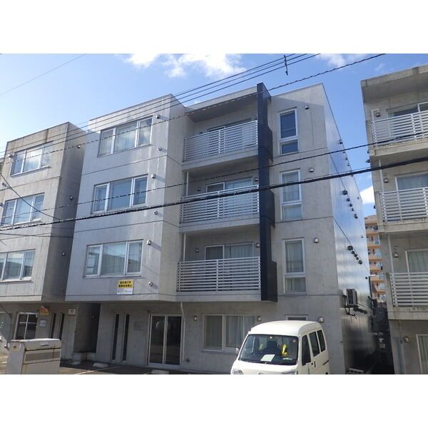 クレセント新札幌の外観画像