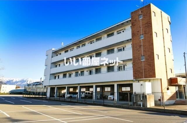 ニューハイツ綾の外観画像