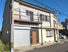 ラ・ファミリア-kawanone-の外観画像