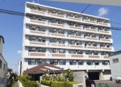 ユニスペースコープイサムの外観画像