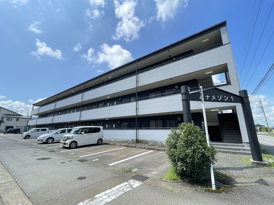 パナメゾンIの外観画像