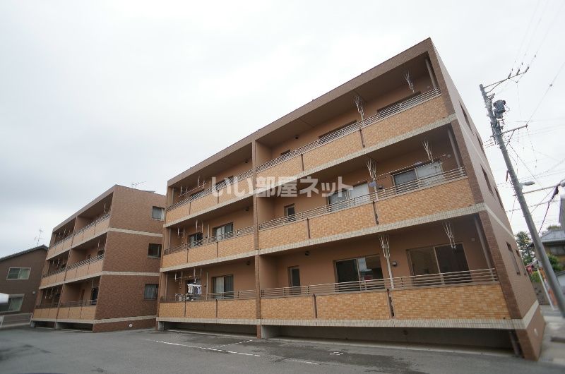 アドバンス 1の外観画像