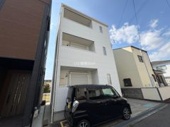 コート・ロッソの外観画像