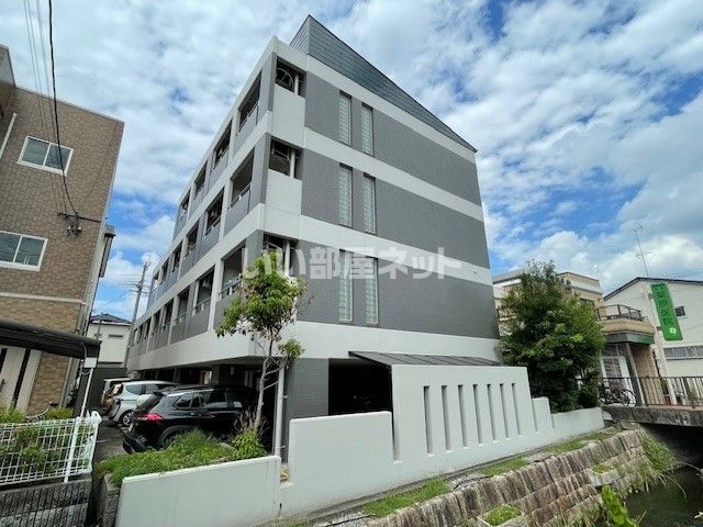 YOUS COURT ユーズコートの外観画像