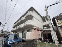 レオパレス香里の外観画像