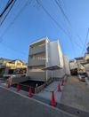 クリエオーレ初芝の外観
