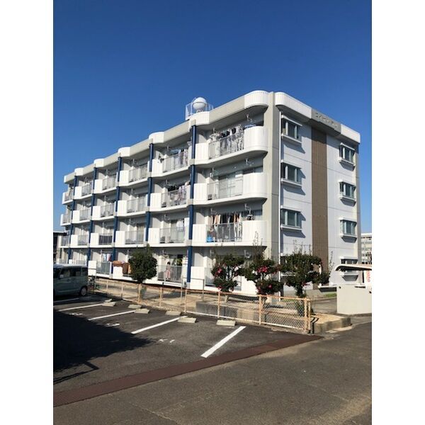 ロイヤル前山の外観画像