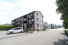 シャン・ド・フルール鞍月の外観画像