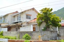 八木3丁目貸家の外観画像