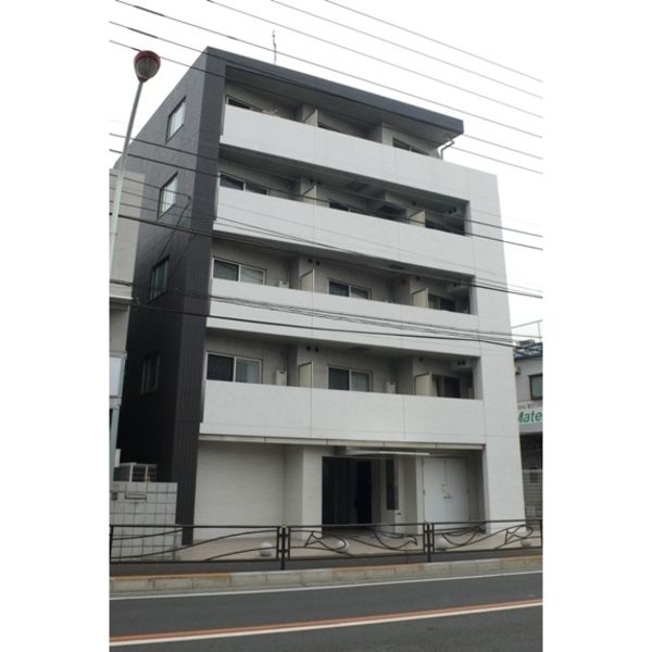 カルフールMの外観画像