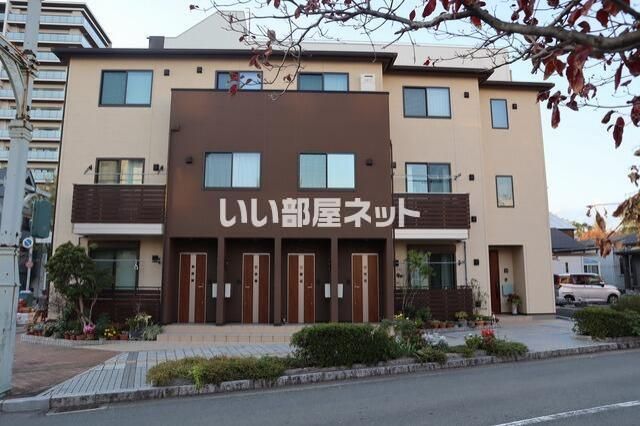 フォレストメゾン糀町の外観画像