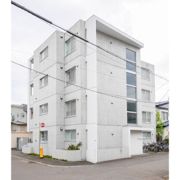 メニーズコート美園の外観画像