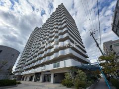 サバービアシティB棟の外観画像