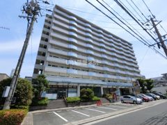 フリュウゲル21の外観画像