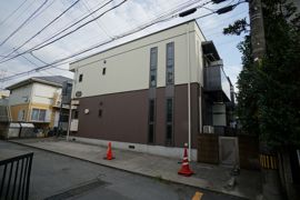 アトランティスの外観画像