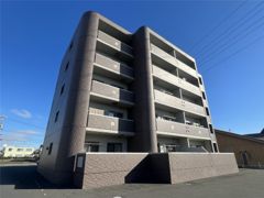 マスターズ・フォートの外観画像