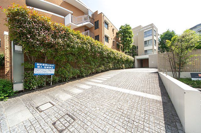 ル・シヤージュ神宮前の外観画像