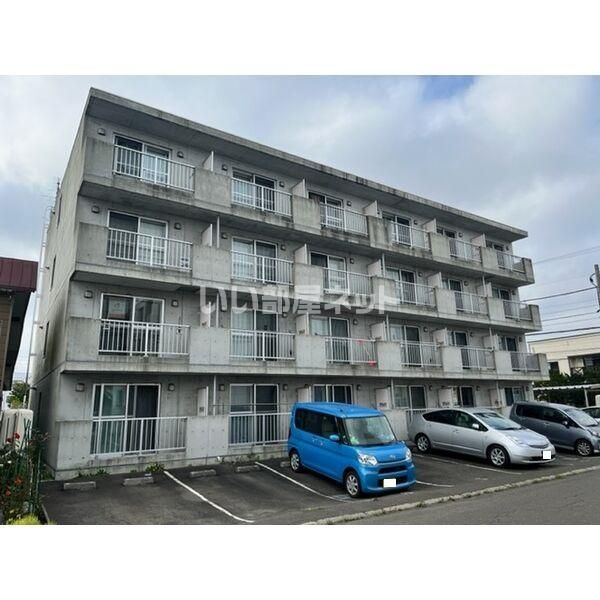 ロイヤルコート恵庭駅前の外観画像