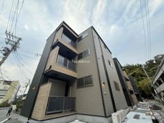 D porta violetの外観画像