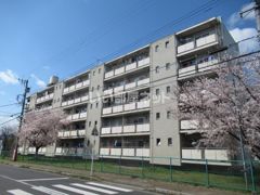 ビレッジハウス上野服部1号棟の外観画像