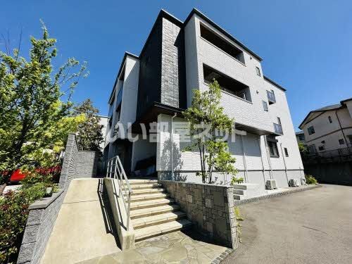 シャーメゾン フォルジュロンの外観画像