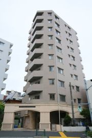 ラグジュアリーアパートメント文京千石♯01の外観画像